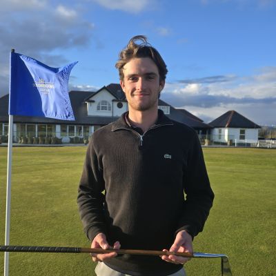 Jenson Bull wins the 2025 Duncan Putter