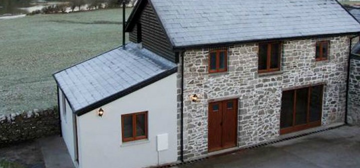 Dormy Coach House